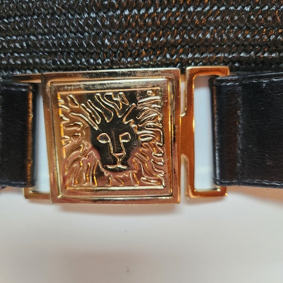 Ladies Black Jute Cotton Stretch LEATHER Belt LION FACE Shiny Buckle Size M/L - Picture 1 of 11